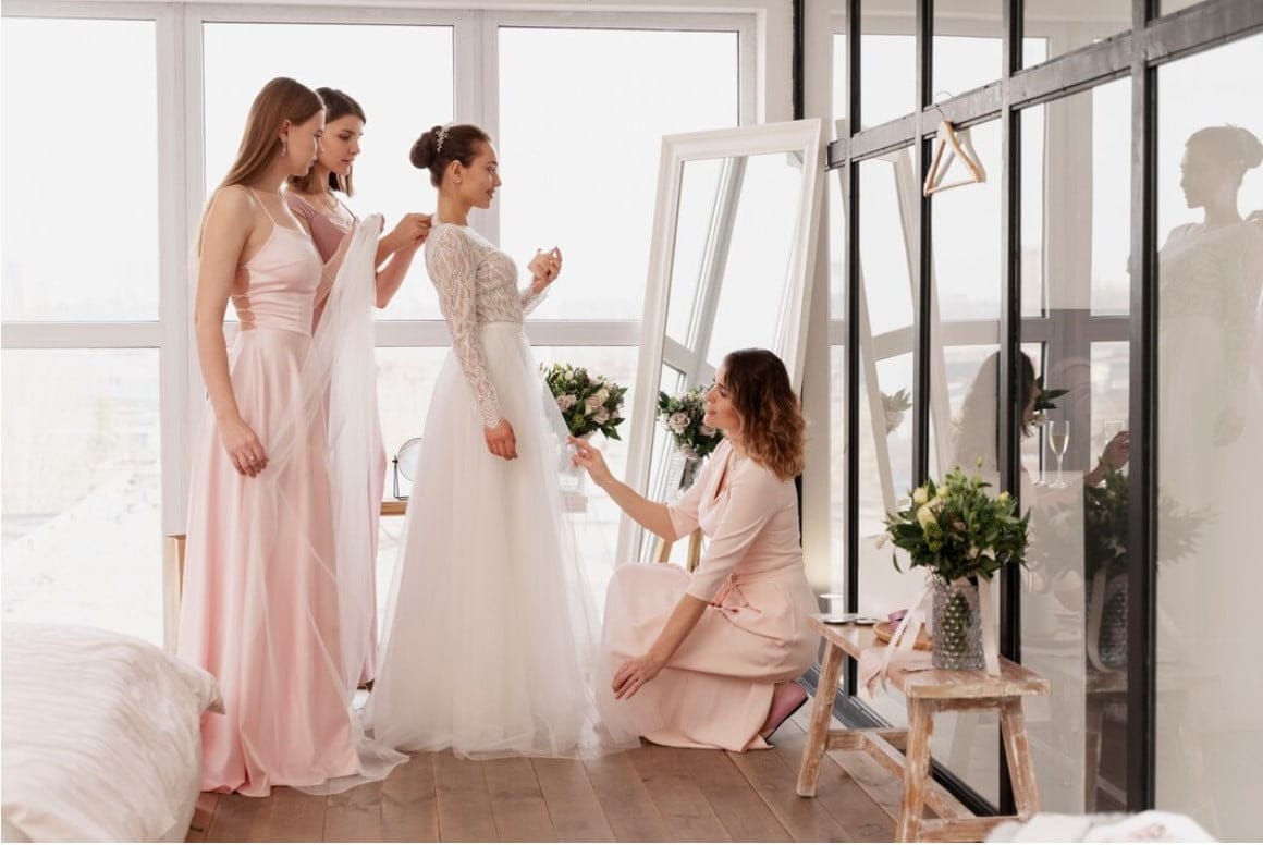 How to Accessorize Your Wedding Dress: ultimate guide